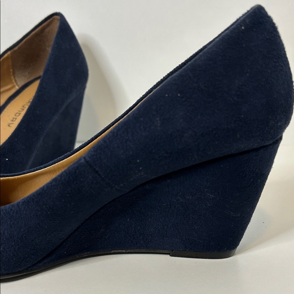 CL by Laundry Dark Blue Wedges 5.5 - Picture 9 of 11